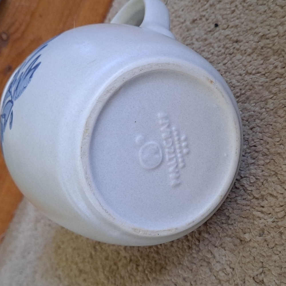 Water pitcher - Picture 3 of 3